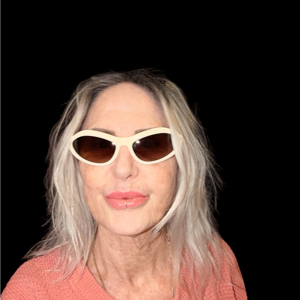 Prada AUTHENTIC Sunglasses made in Italy CE SPR 05N 125 - Picture 3 of 14